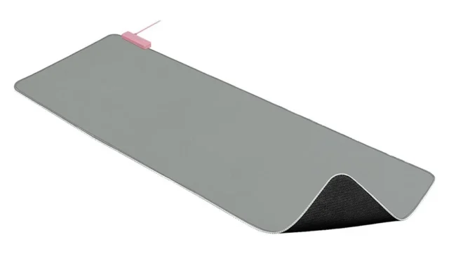 Коврик для компьютерной мыши Razer Goliathus Extended Chroma - Quartz (RZ02-02500316-R3M1) — изображение 2